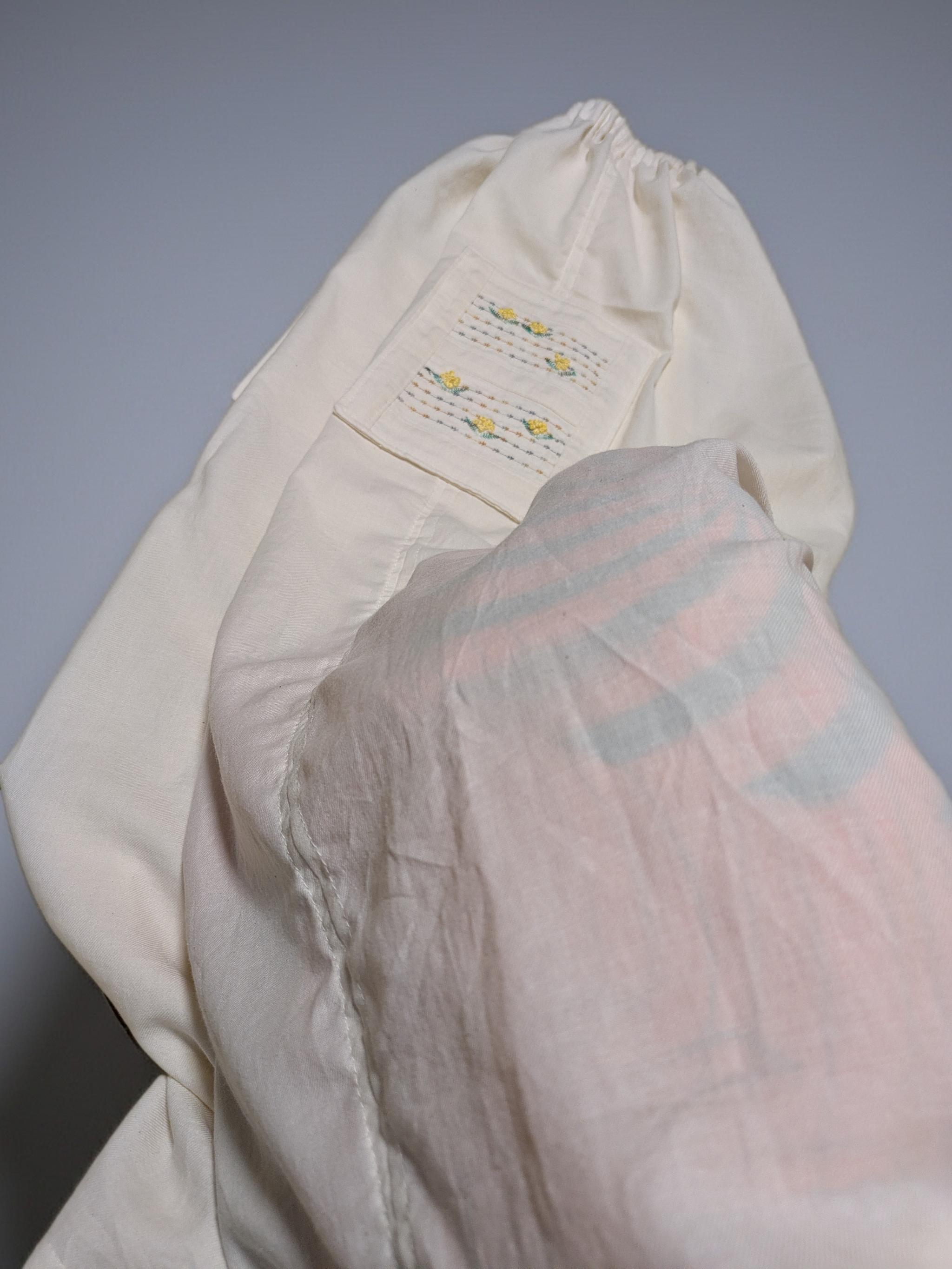 【一点物】◆サイドポケットに五線紙のミモザ◆柔らかなオーガニック綿ビエラワイドパンツ（裾幅28cm）・ウエスト丈調節可能 | 10枚目